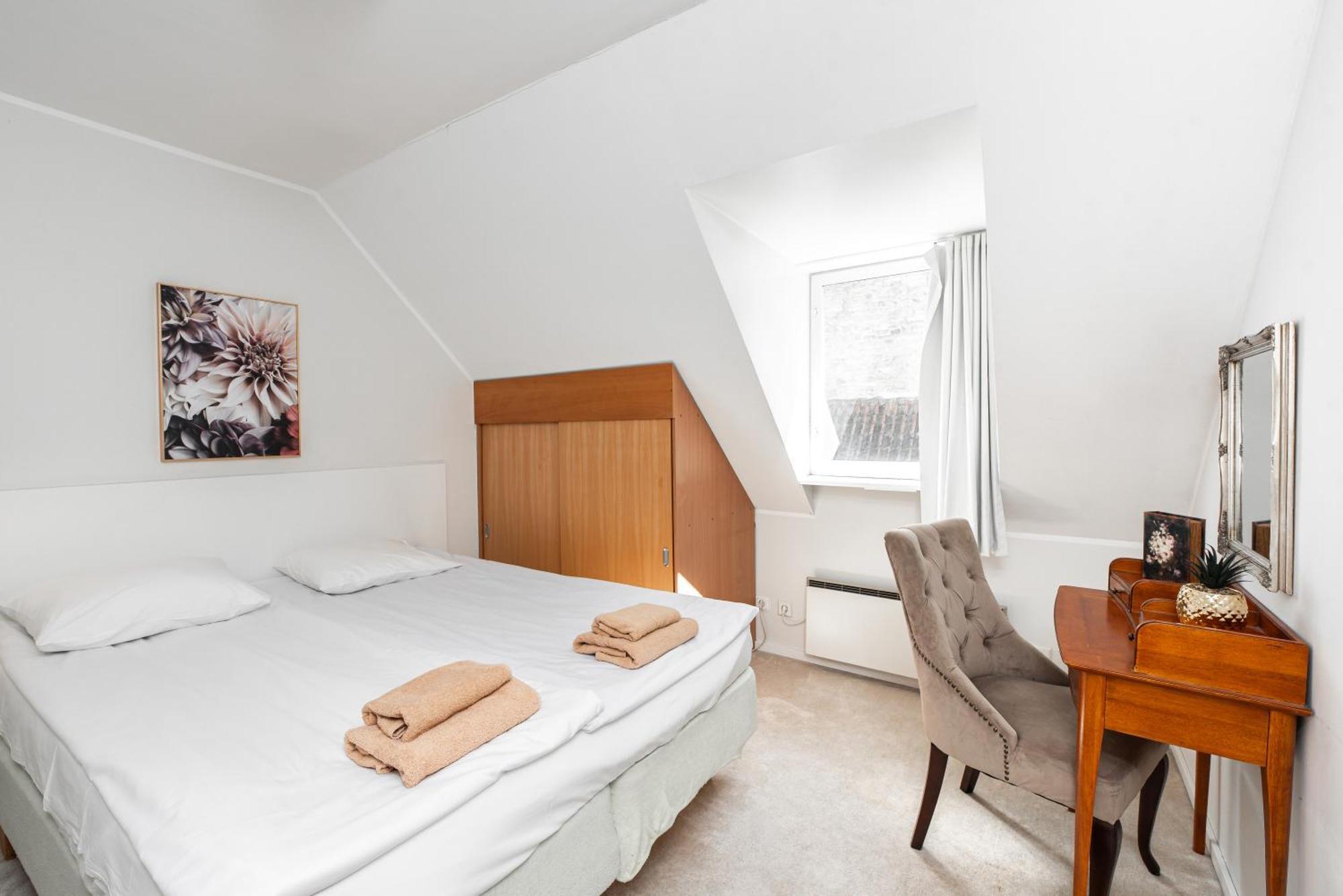 Airhome - Old Dominican Monastery Tallinn